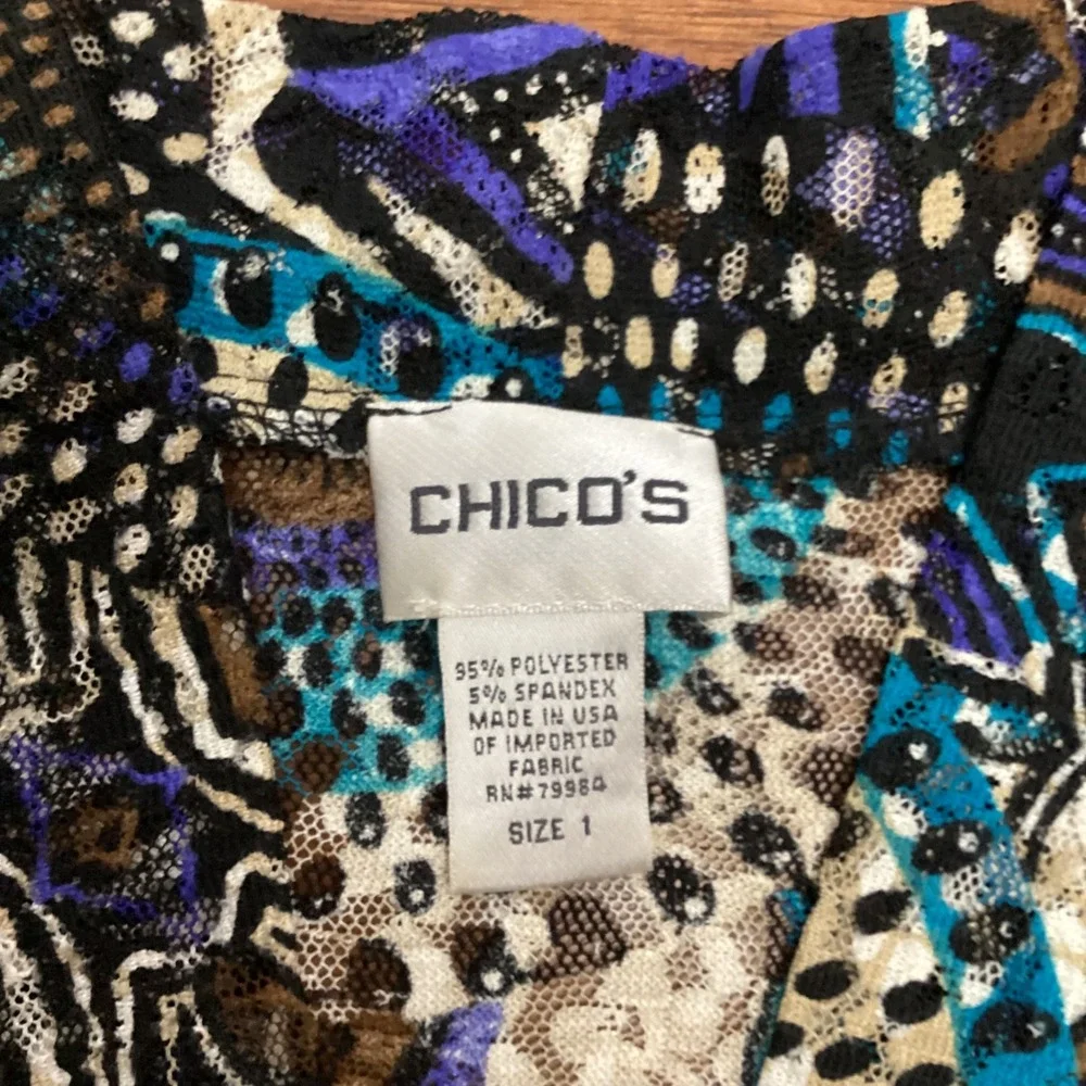 Chicos Size 1/M Purple Blue Abstract Geometric Mesh V-Neck 3/4 Sleeve Top Blouse